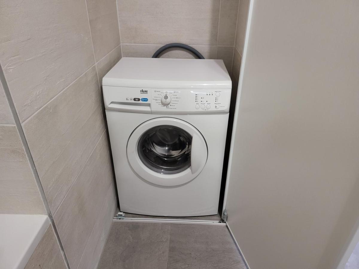 Superbe Appartement A 3Min A Pieds De La Gare Chessy  Exterior photo